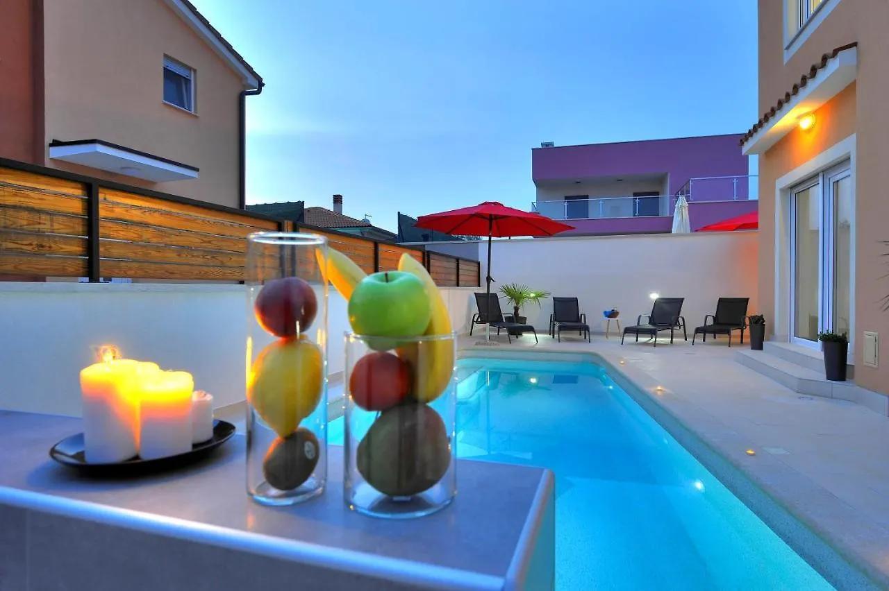 Villa With Private Pool In Village Jadreski Pula Croatia