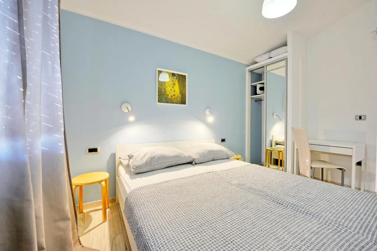 Villa With Private Pool In Village Jadreski Pula Croatia